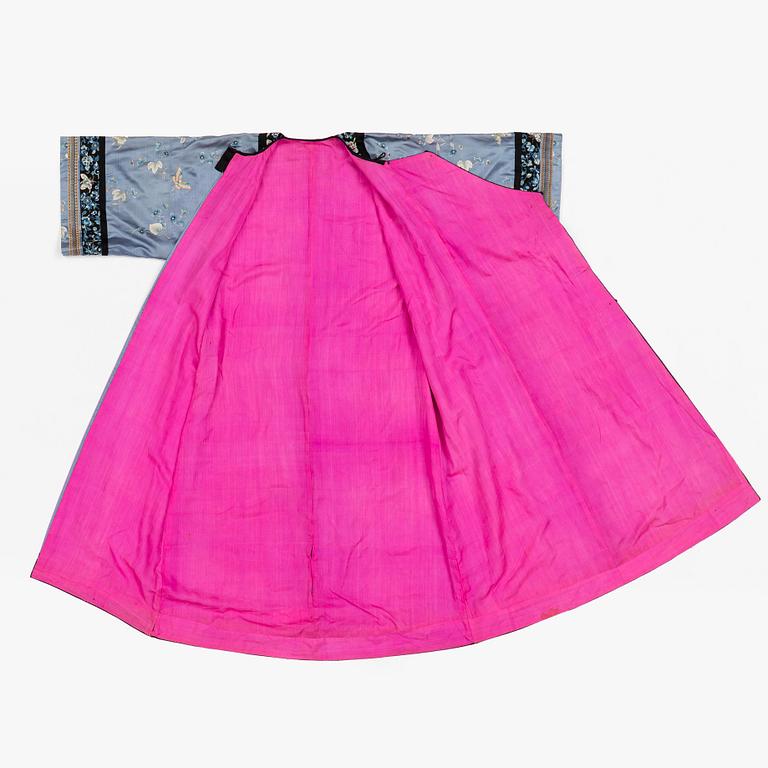 A lavender blue embroidered silk female informal robe, late Qing dynasty, 19th century.