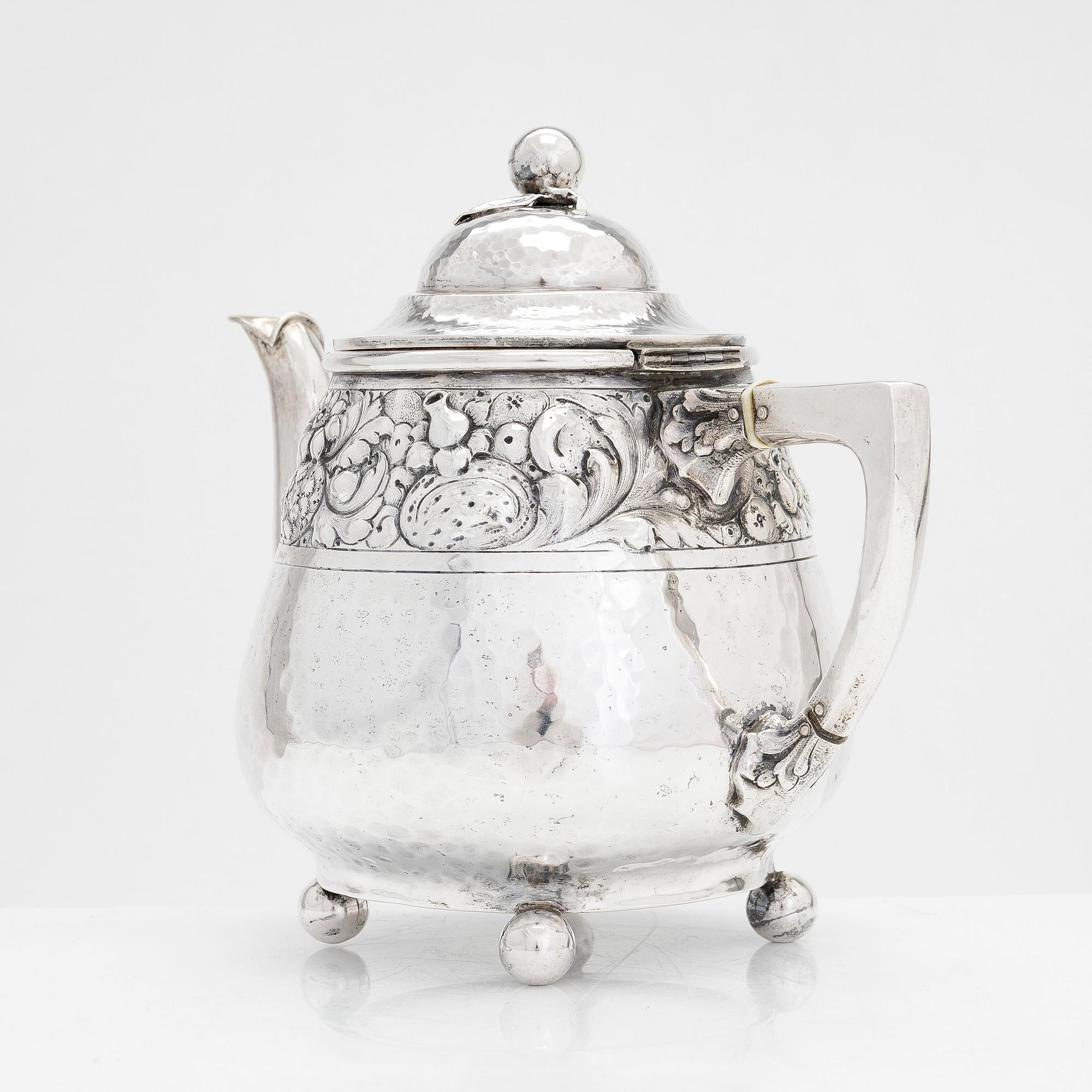 Tekanna, silver, Tyskland, 1900-talets första kvartal. Oidentifierad mästarstämpel W.I.S.