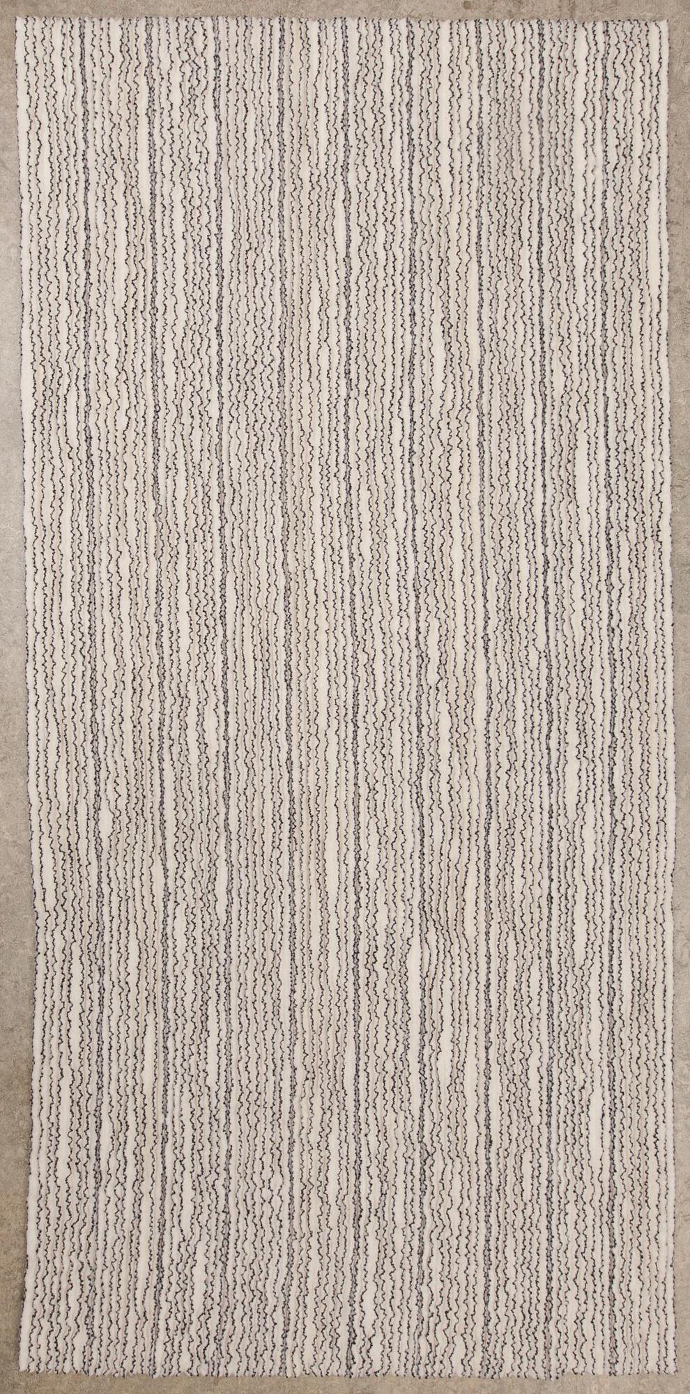 KRISTIINA WIHERHEIMO
Valkoinen, 2012. 
Veckat, tovat ylletyg, 100x203 cm.