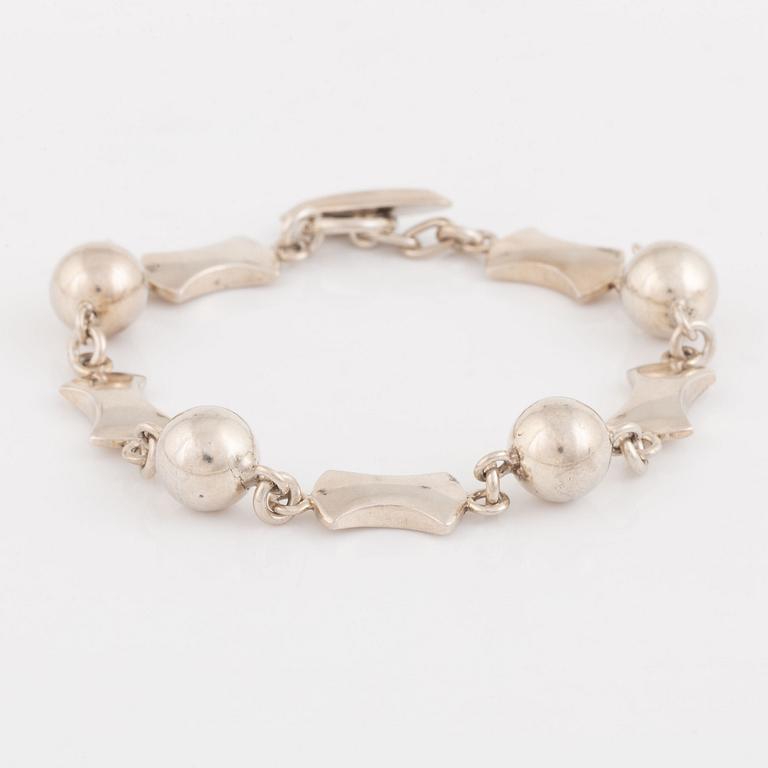 Arvo Saarela, silver bracelet.