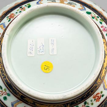 A famille rose armorial bowl, two enamel on copper dishes and an european box with cover, 18th/19th century.