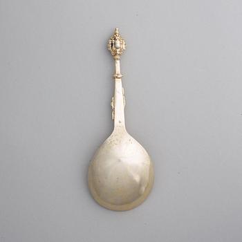 A Scandinavian 17th century silver-gilt spoon, unidentified makersmark.