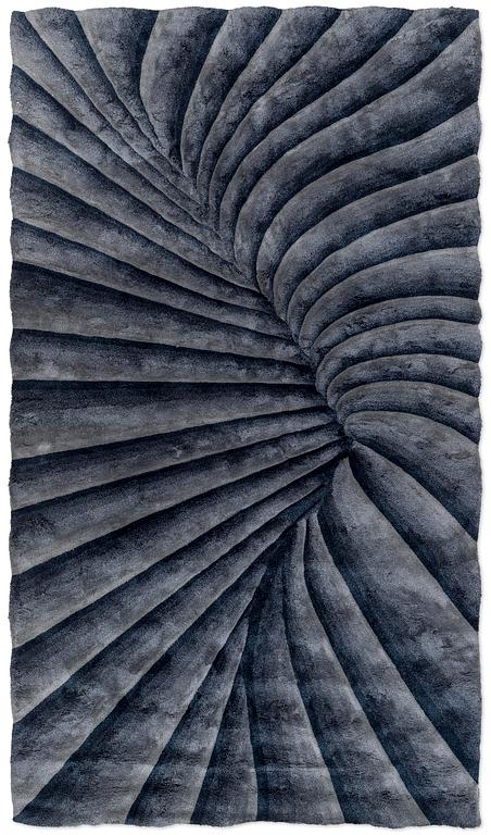 Diana Orving, matta "Disapperance I", handtuftad, ca 404 x 250 cm, Ferreira de Sá, Portugal.