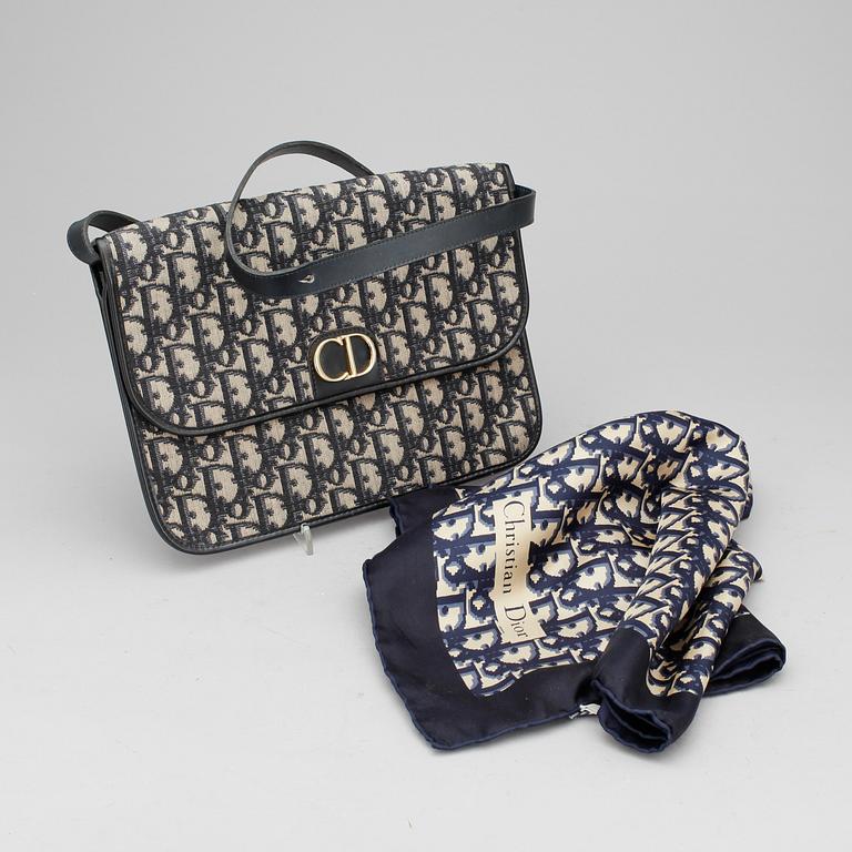 VÄSKA och SCARF, Christian Dior.