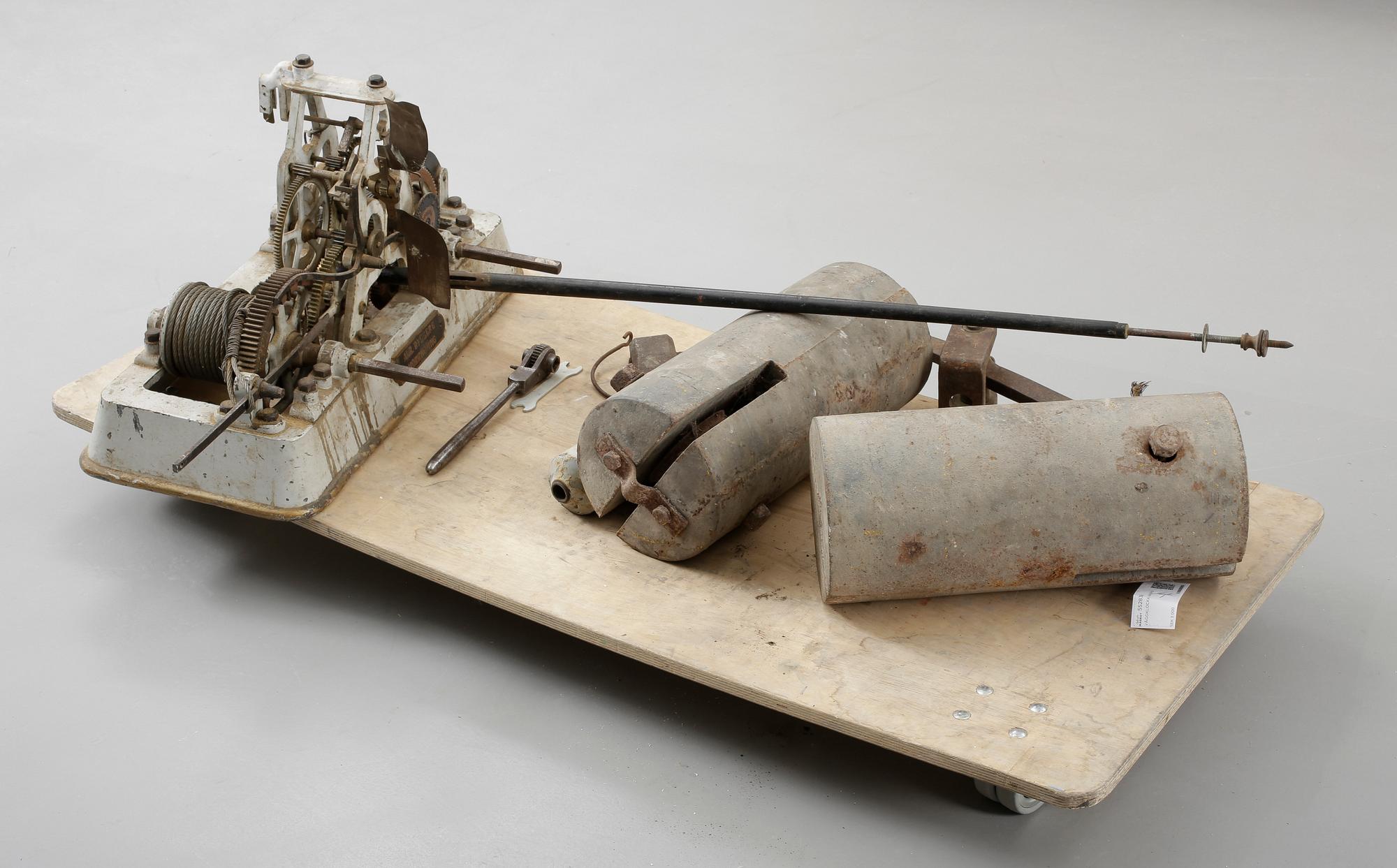 VÄGGUR, 1900-talets första hälft/mitt.