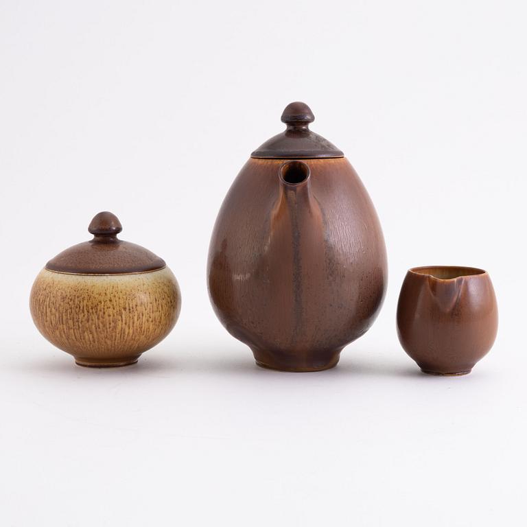 Berndt Friberg, a 3-piece stoneware tea service, Gustavsbergs studio, 1950.