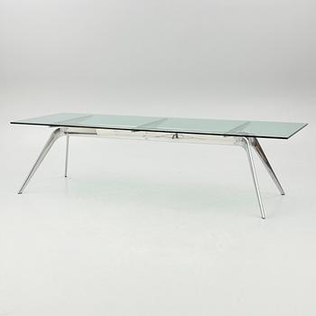 Tod Bracher, matbord, "TNo1", Fritz Hansen, Danmark.
