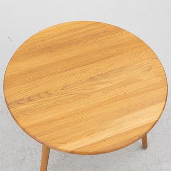 Jonas Lindvall, matbord, "Miss Tailor", Stolab. 2021.