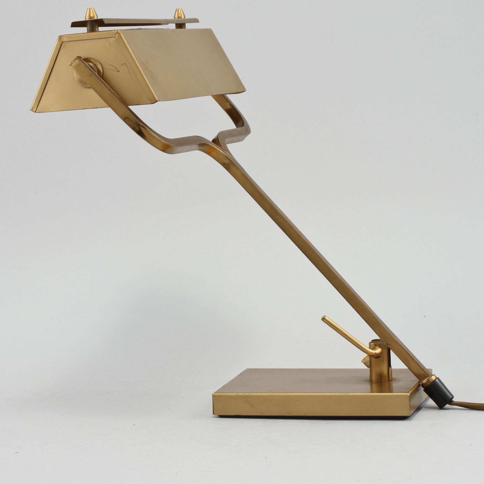 BORDSLAMPA, 1900-talets andra hälft.