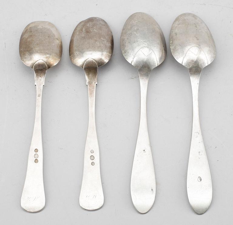 MATSKEDAR, 4 st. Silver. Tot ca 230 g.