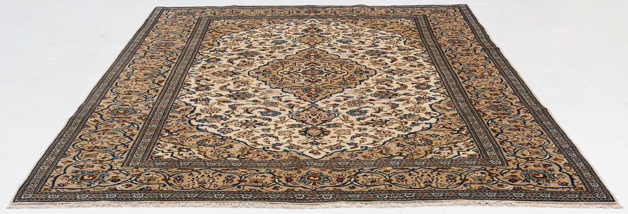 Carpet, Keshan, approx. 350 x 242 cm.