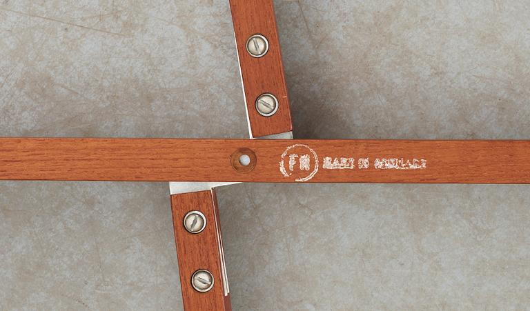 BRICKBORD, H. Engholm och Svend Åge Willumsen för Fritz Hansen, Danmark. Formgivet 1958.