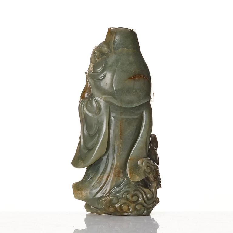 A nephrite sculpture of Guanyin, Qing dynasty, 19th Century.