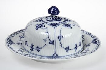 SERVISDELAR, 38 st, "Musselmalet", porslin, Kongl Dansk.
