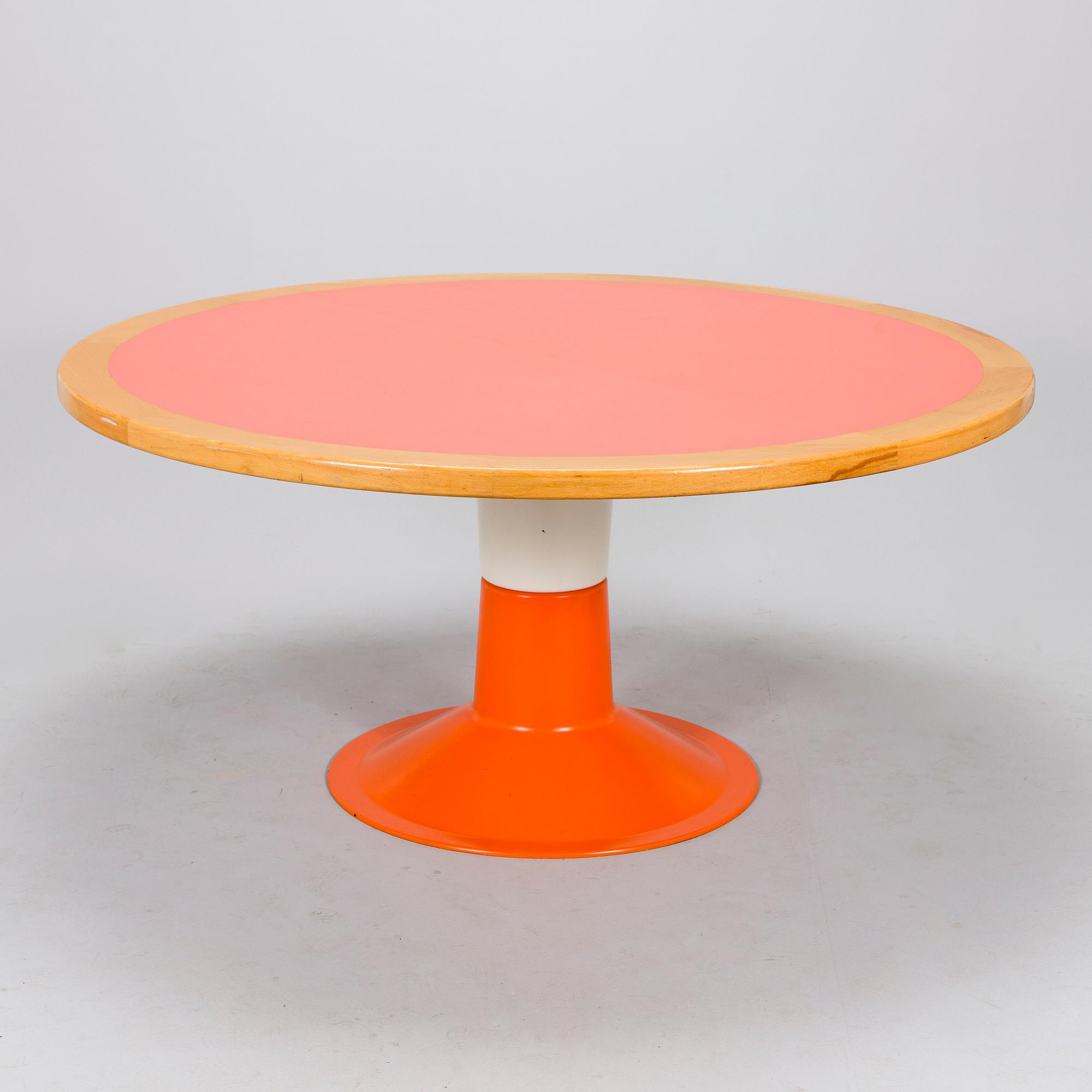 Yrjö Kukkapuro, a late 1970s made to order table for Haimi.