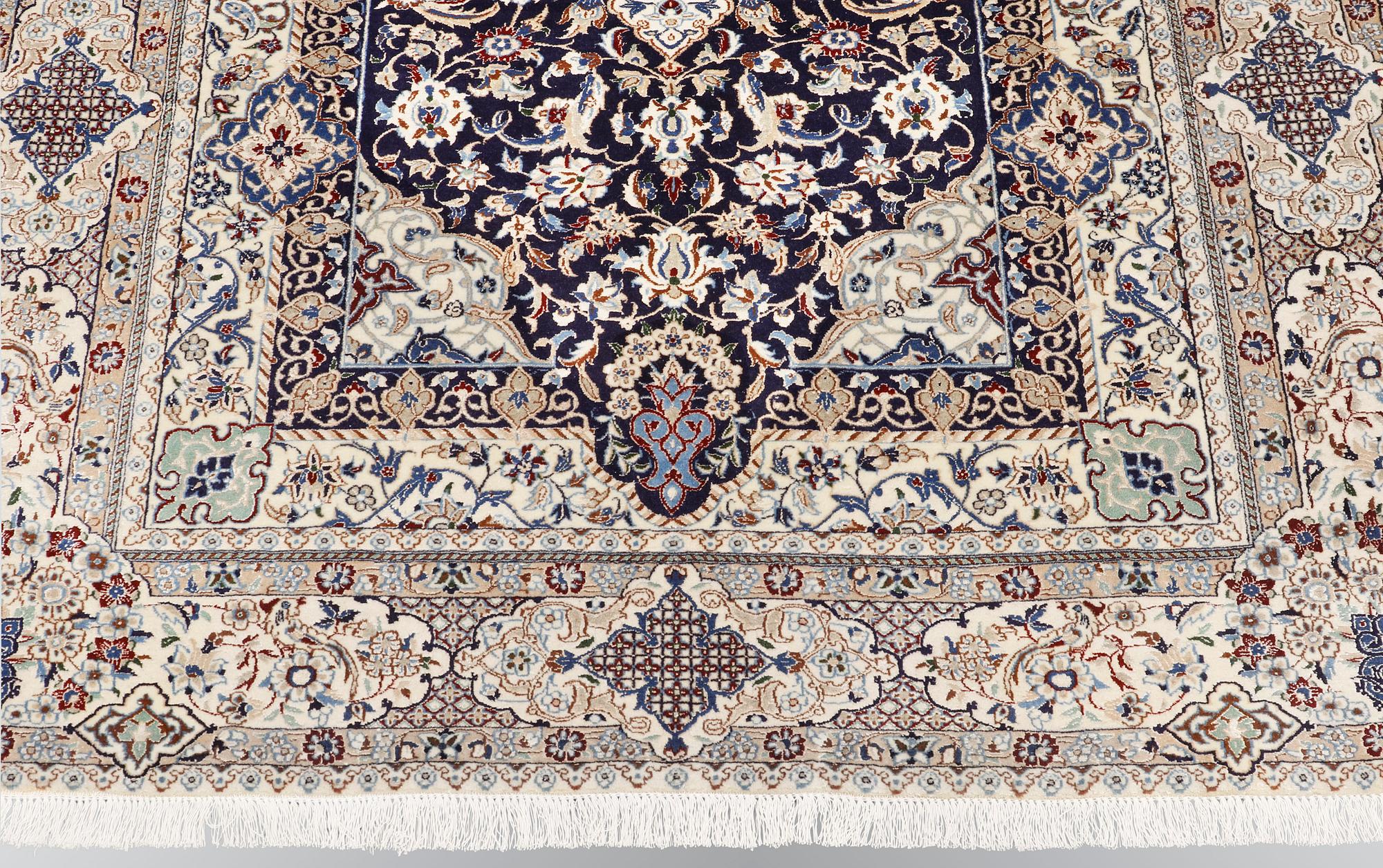 Matta, Nain part silk s.k 6 LAA, 195 x 130 cm.
