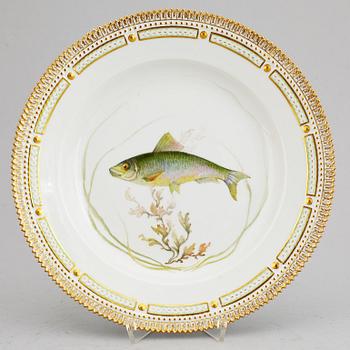 A set of six Royal Copenhagen 'Fauna Danica' dishes, Denmark, 20th Century.