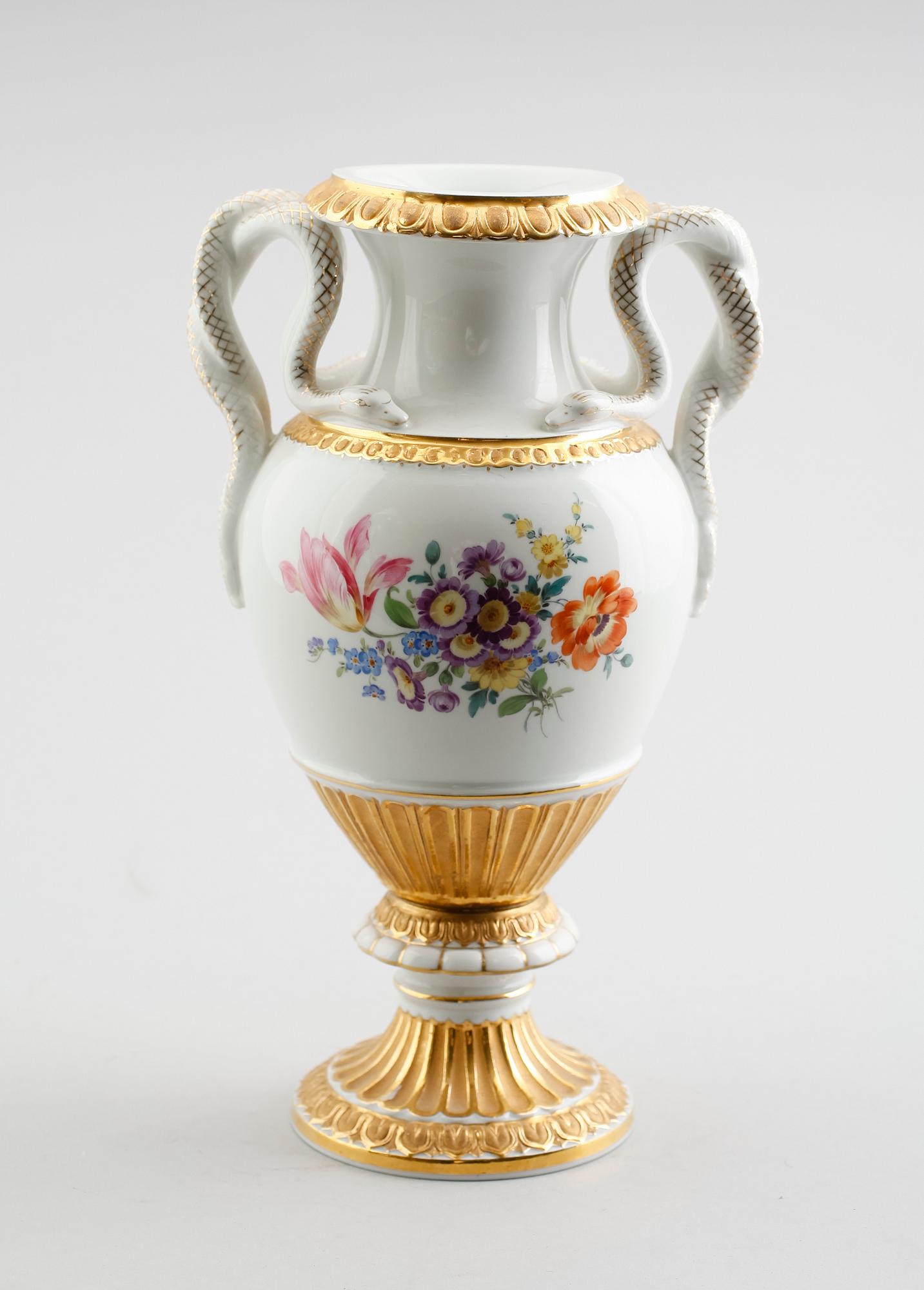 VAS, porslin, Meissen, 1900-talets första hälft.