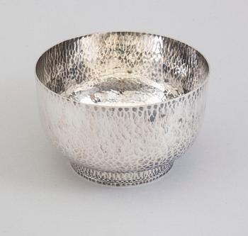 INGRID RÅSTRÖM, a silver bowl from Råströms, Stockholm, 1985.