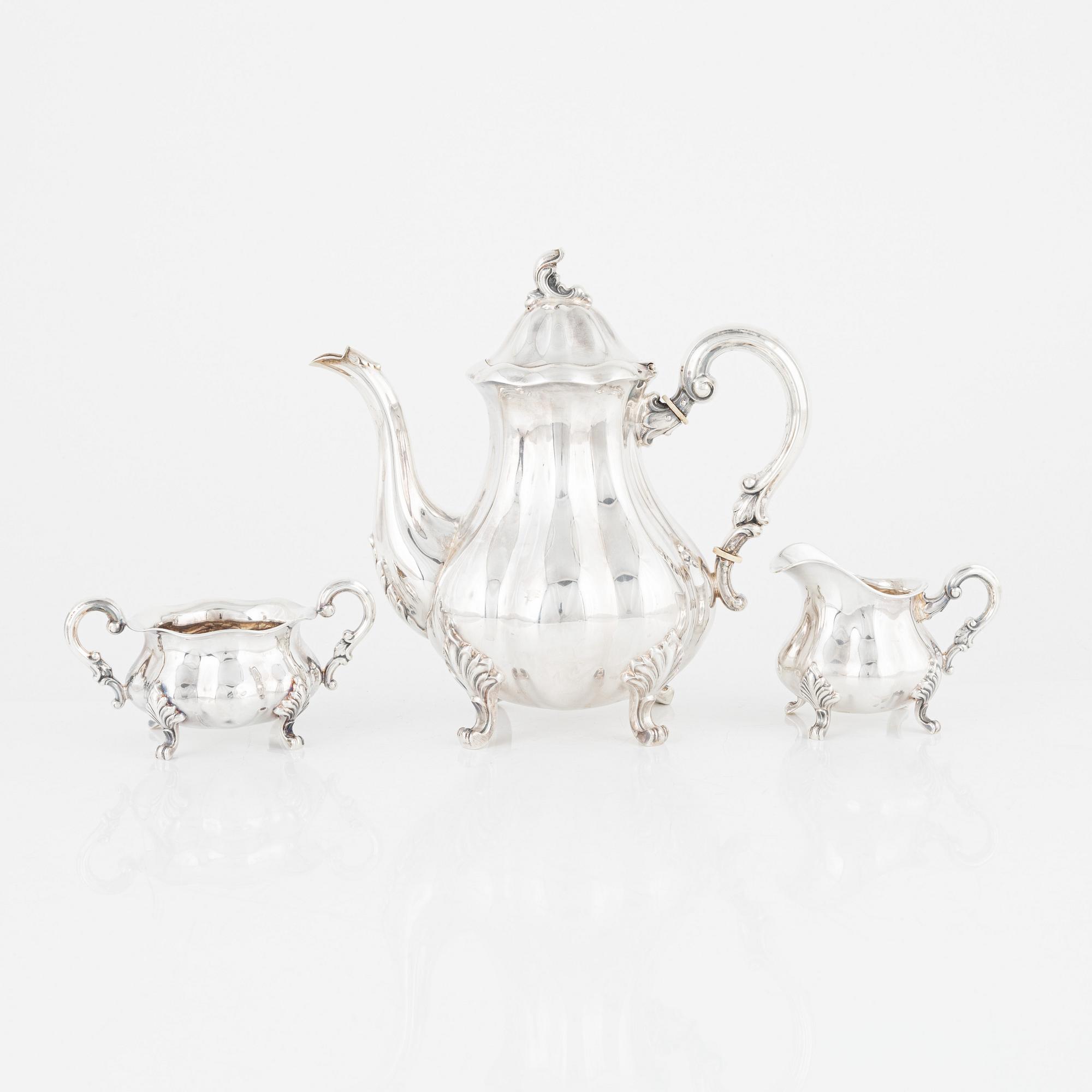 Kaffeservis, 3 delar, sterlingsilver, rokokostil, svensk importstämpel.