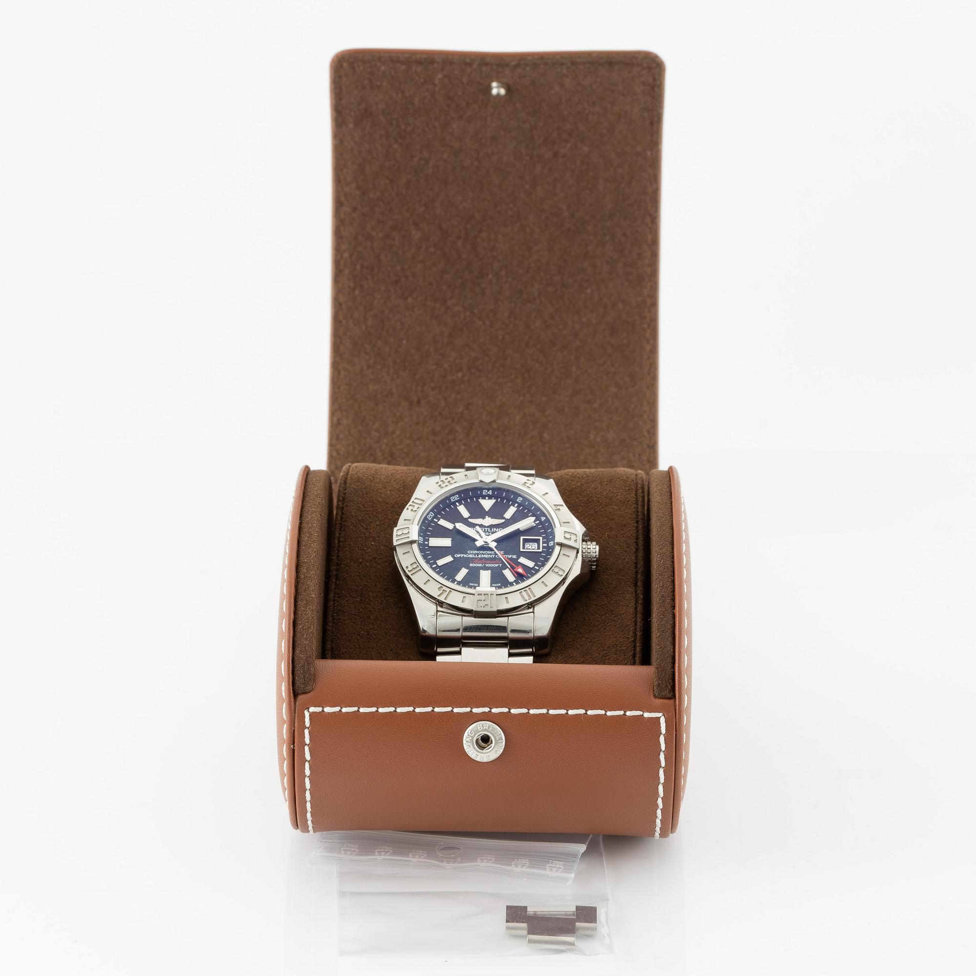 Breitling, Avenger II, GMT, wristwatch, 43 mm.