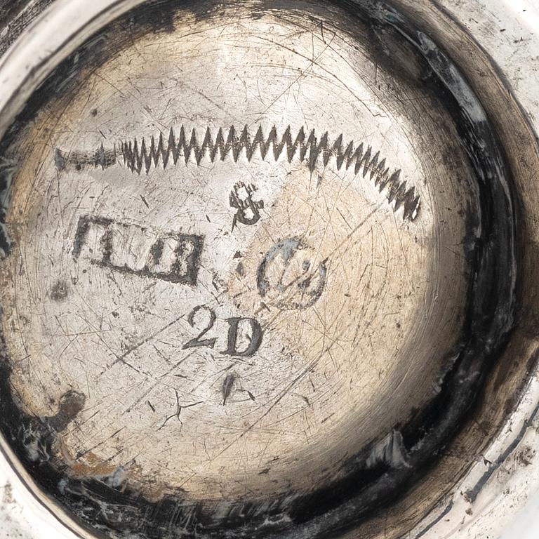 Jeremias Wallbom, tumlare på fot, silver, Uddevalla 1786.