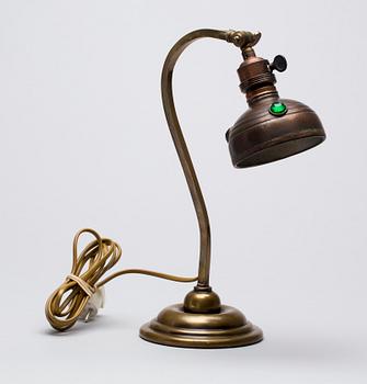 BORDSLAMPA, jugend. 1900-talets början.