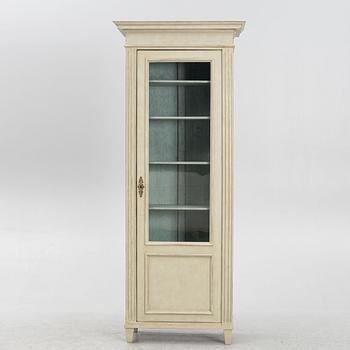 A display cabinet, late 19th Century.