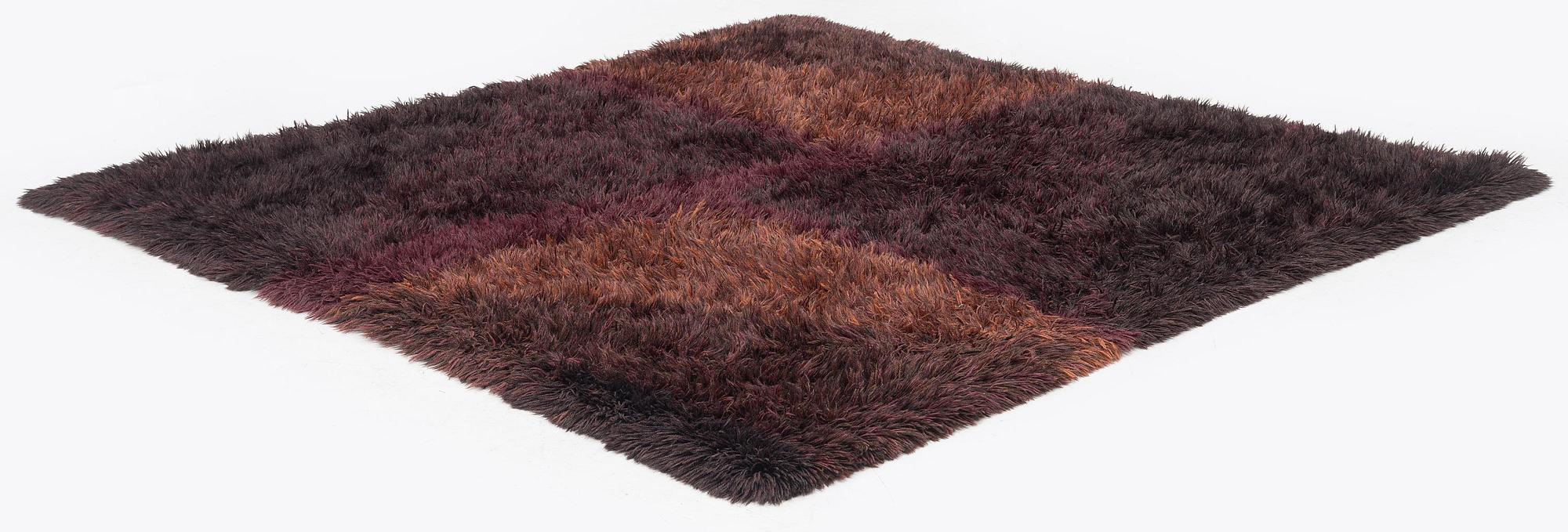 Timo Sarpaneva, a carpet, 'D-4', knotted pile, c. 198 x 203 cm, Villayhtymä Oy - Uniwool Ltd.