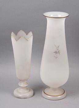 VASER, 2 st, flussglas. Sekelskiftet 1800/1900-tal.