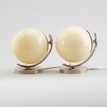 VÄGGLAMPOR, 1 par, 1900-talets första hälft.