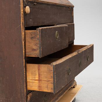 Writing cabinet, 19th century.