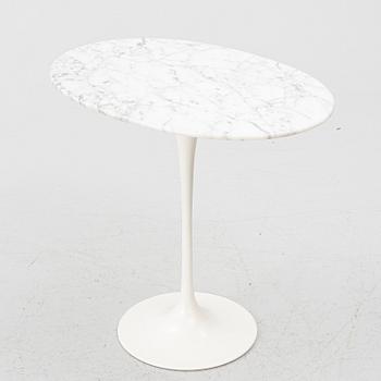 Eero Saarinen, Soffbord/sidobord, "Tulip", Knoll International.