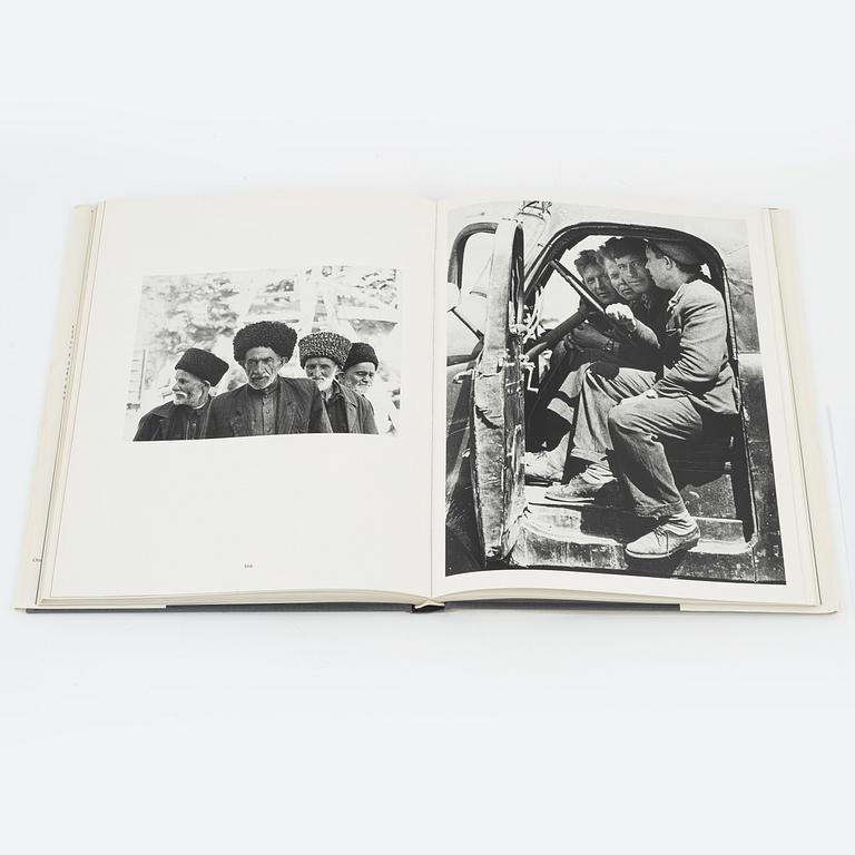 Georg Oddner, "Närvarande", photobook.