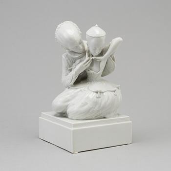 FIGURIN, porslin. "Eventyr nr 1", Royal Copenhagen, Gerhard Henning, Danmark, 1920-tal.