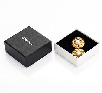 Chanel, earrings, 1984-1990.