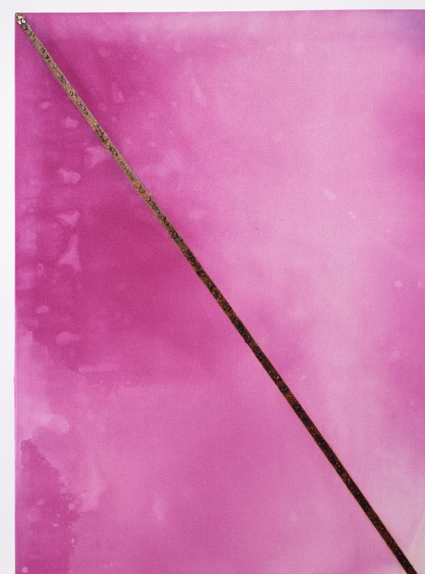 Patrick Hill, utförd 2007. Blyerts, gesso, svarta vinbär, lack på duk.