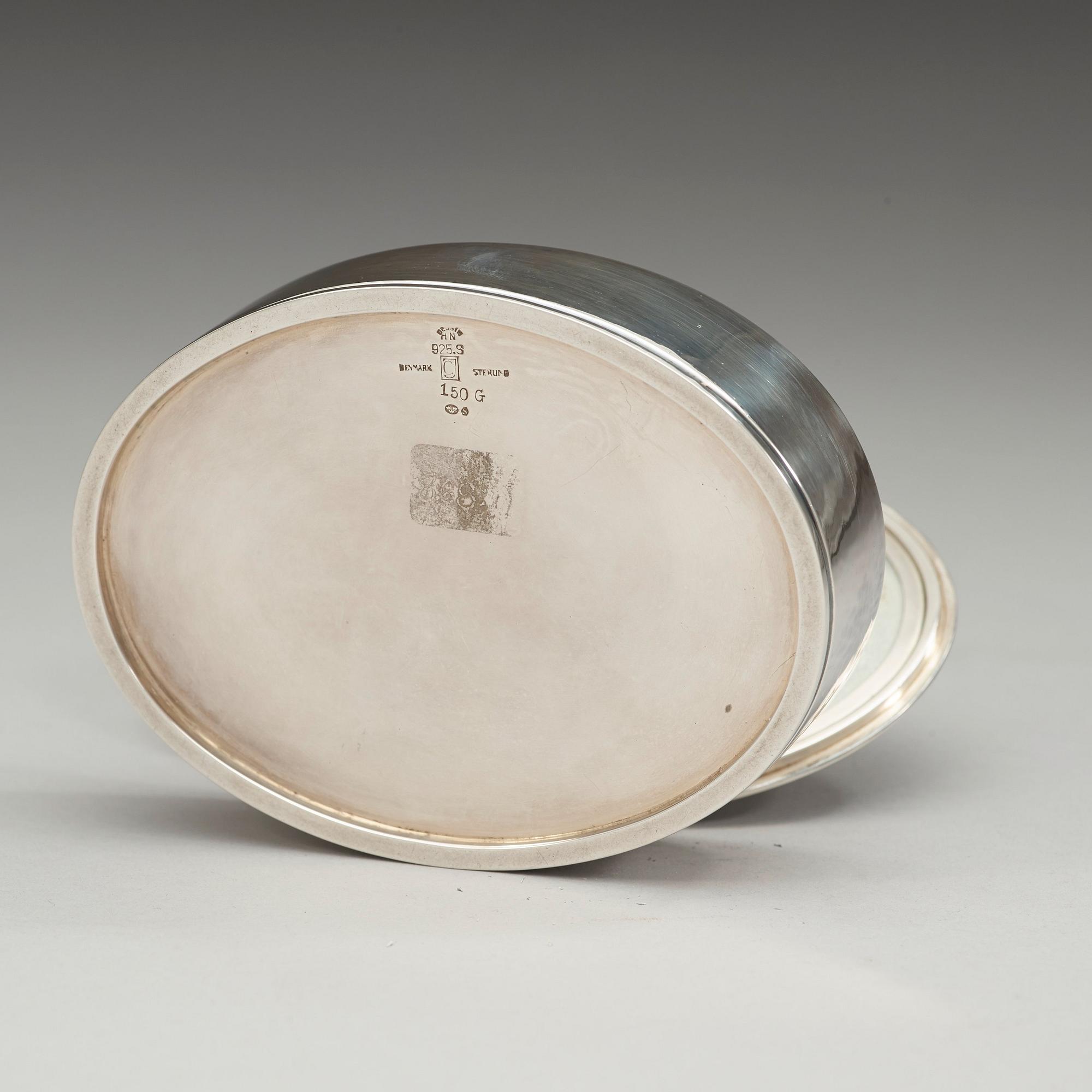 HARALD NIELSEN, toilettedosa, Georg Jensen, Köpenhamn 1933-44, sterling,