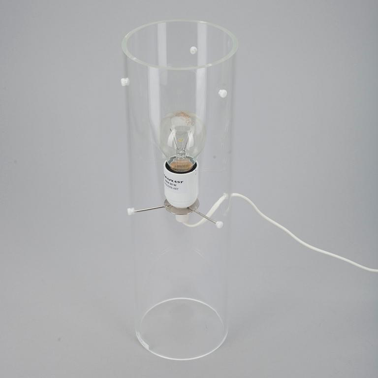 BORDSLAMPA, Yki Nummi, Keraplast.