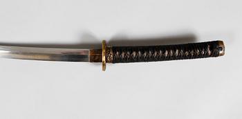 KATANA, Orientalisk, 1900-talets andra hälft. TEXTÄNDRING: Orientalisk, 1900-talets andra hälft.