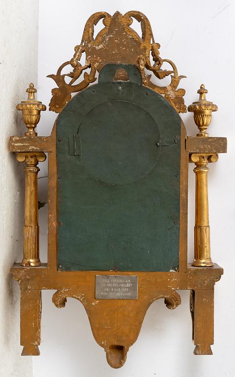 A late Gustavian wall clock by Per Henrik Beurling (master in Stockholm 1783-1806).