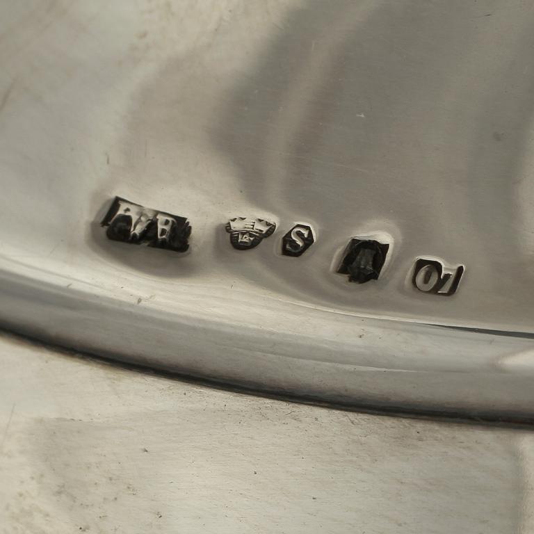 SKÅL PÅ FOT, silver, Stockholm, 1916. Vikt 745 g.