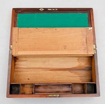 SKRIVSCHATULL, England, 1800-tal.