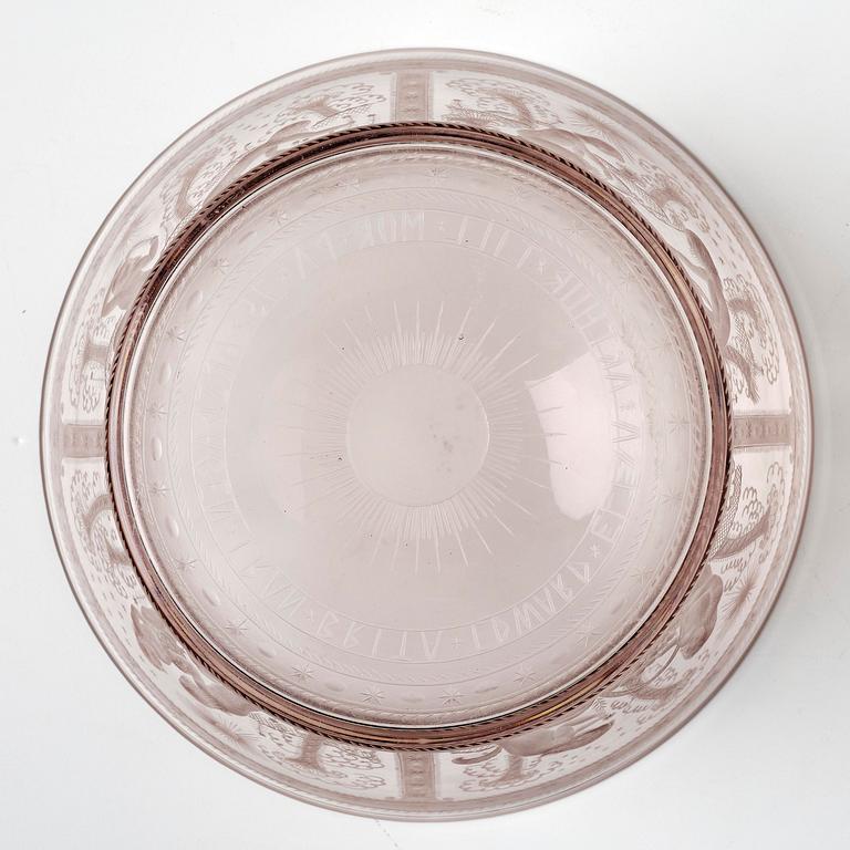 Edward Hald, an engraved glass bowl, Orrefors, 1920, model 147, provenance Edward Hald.