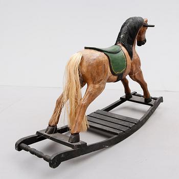 GUNGHÄST, sent 1900-tal.