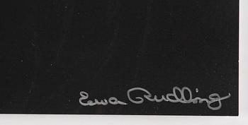 Ewa Rudling, färgfotografi föreställande Nico, signerat.