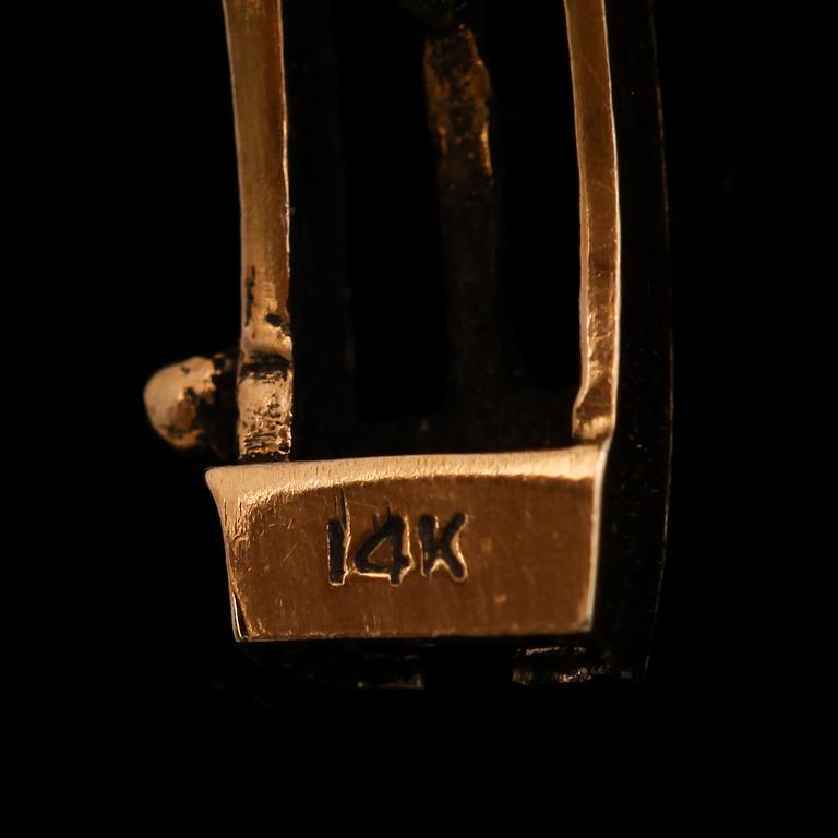 ARMBAND, 14K guld och opaler, 1900-talets mitt. Total vikt ca 19 g.