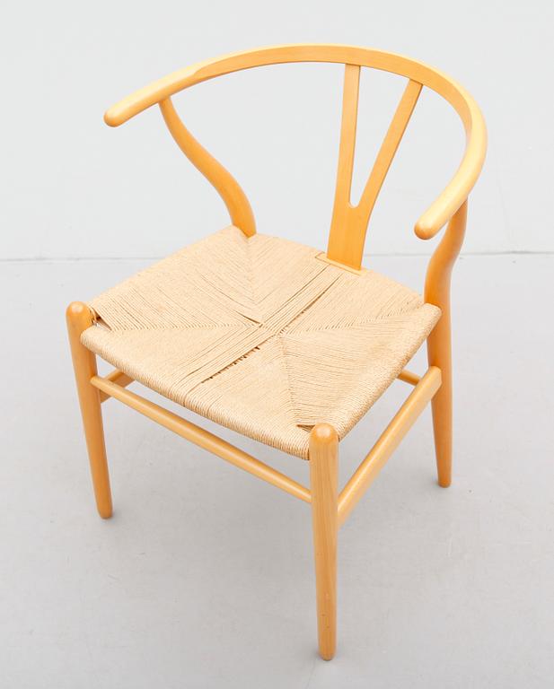 KARMSTOL, "Y-stolen", Hans J. Wegner, Carl Hansen & Son, Danmark, 1900-talets slut.