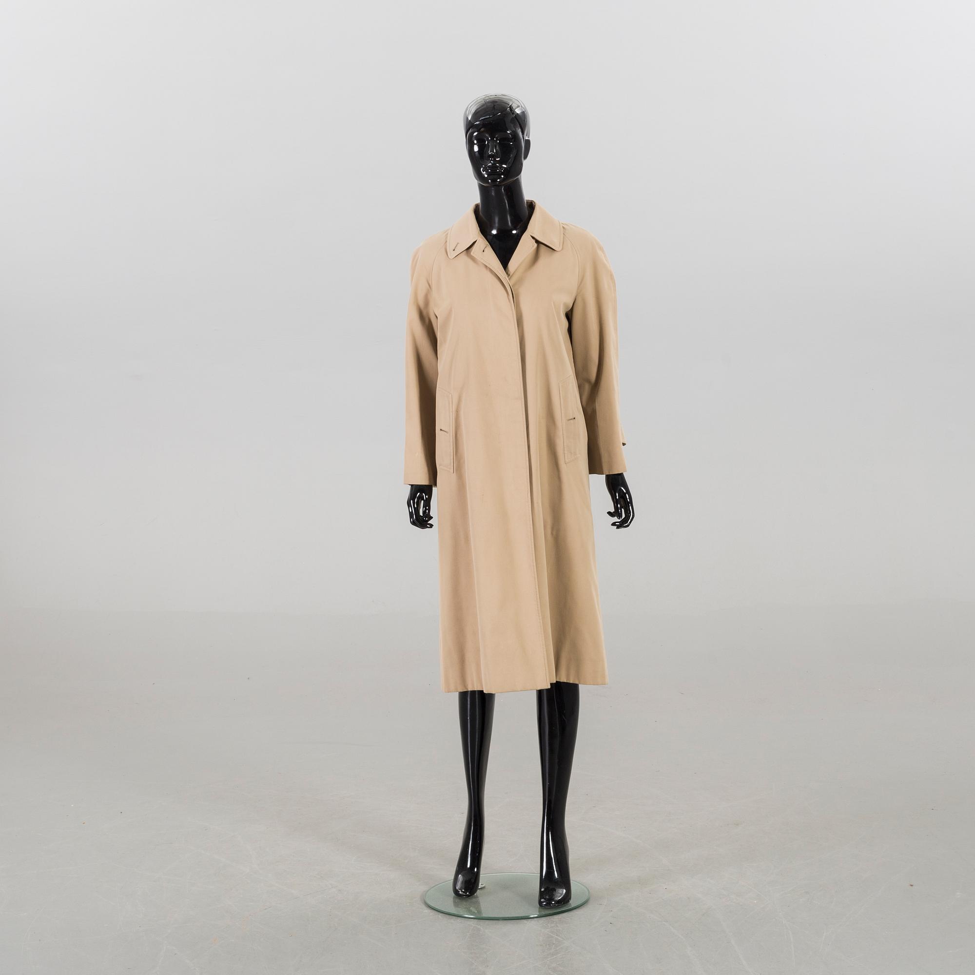 BURBERRY kappa/trenchcoat dam, enl uppgift storl 40.