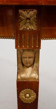 BORD, empirestil, 1900-talets första hälft.